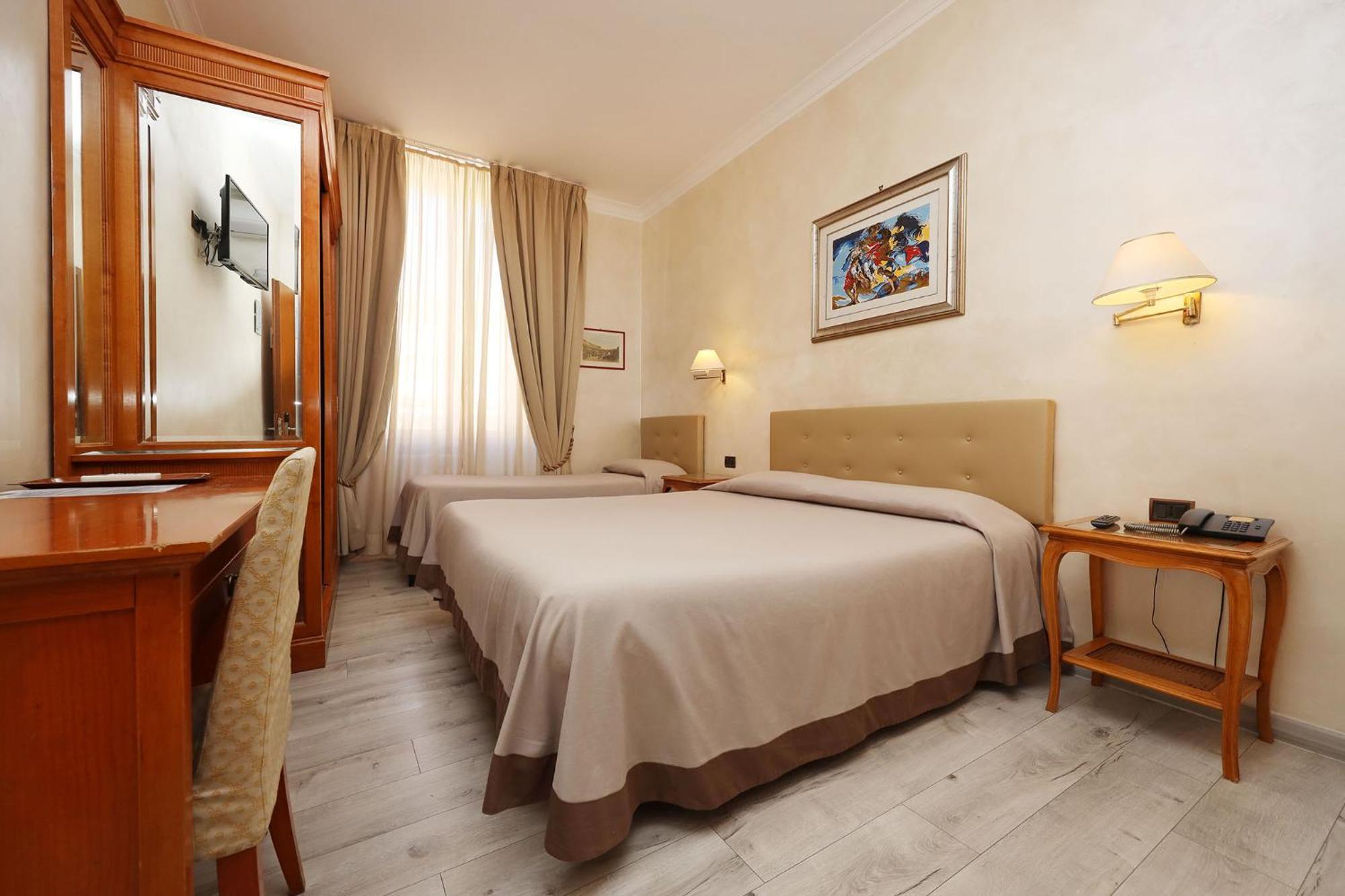 Hotel Rimini Экстерьер фото